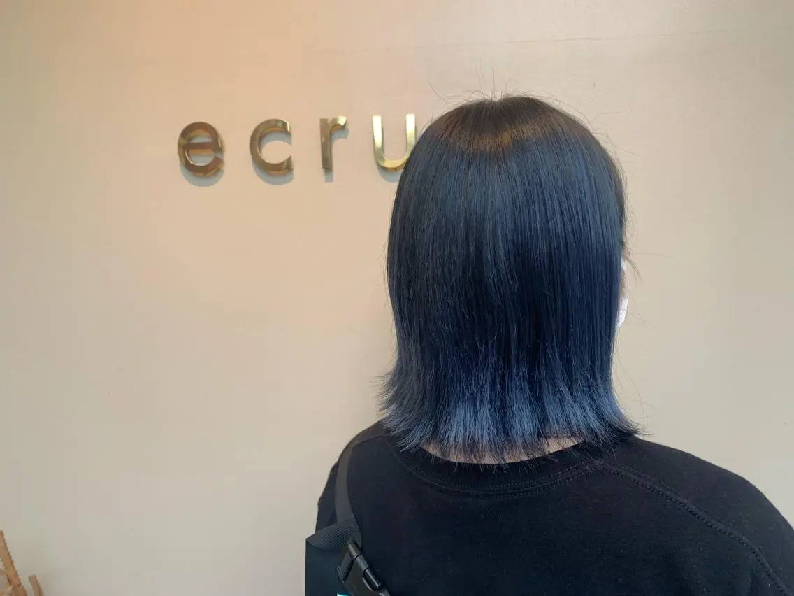 ショート カラー ブルーカラー Honami カラー診断/髪質改善のヘアスタイル