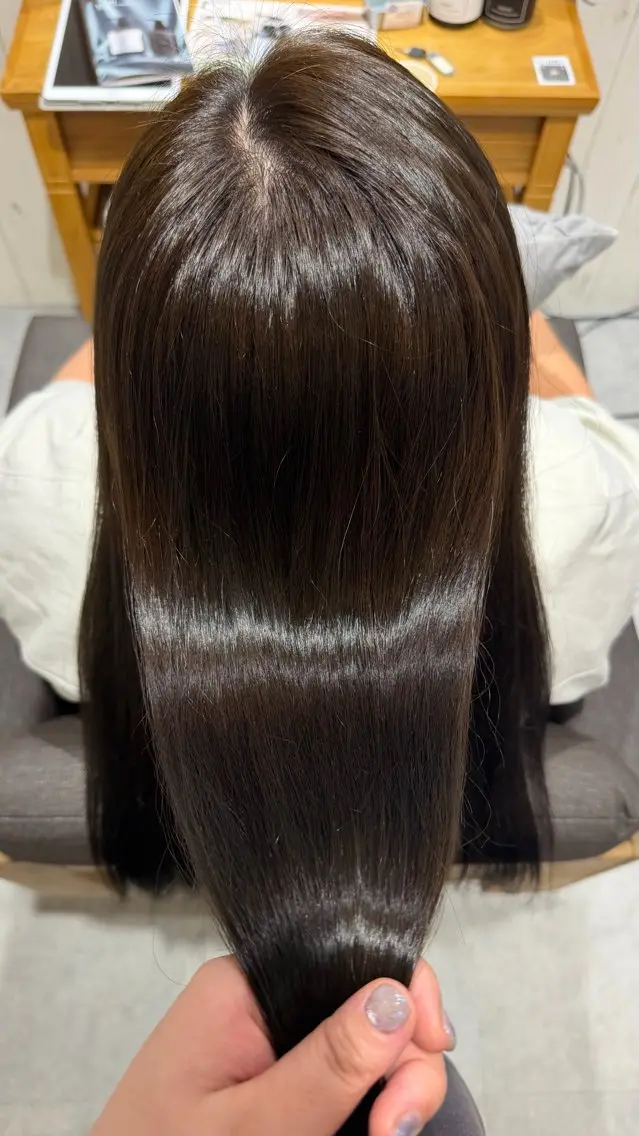 カラー 阿部 楓のヘアスタイル