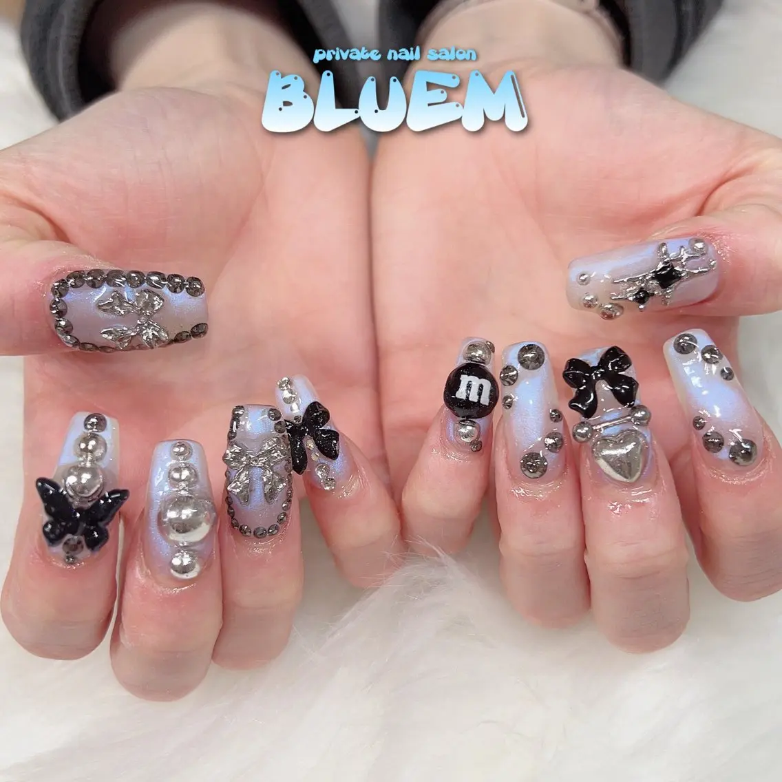 ネイル ハンドネイル BLUEM なな🐶のネイルデザイン