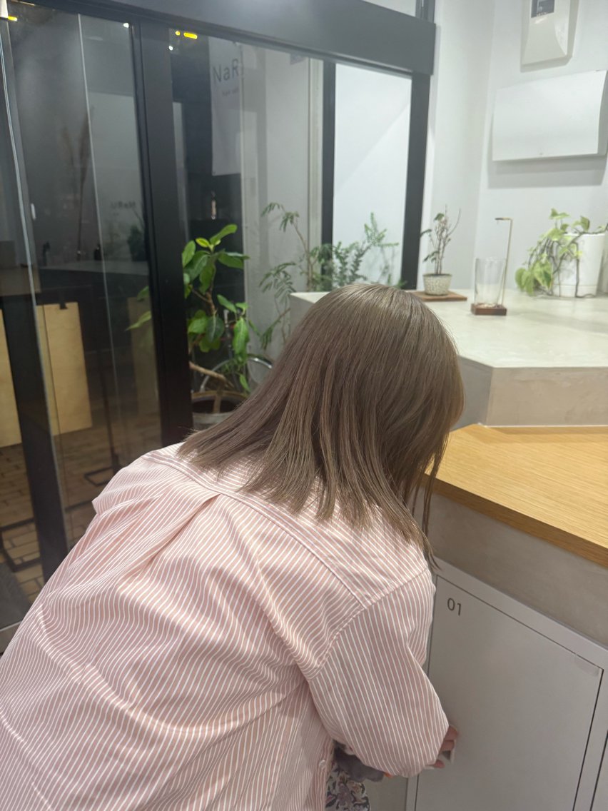 セミロング カラー カット ヘアカラー 田辺 一樹のヘアスタイル