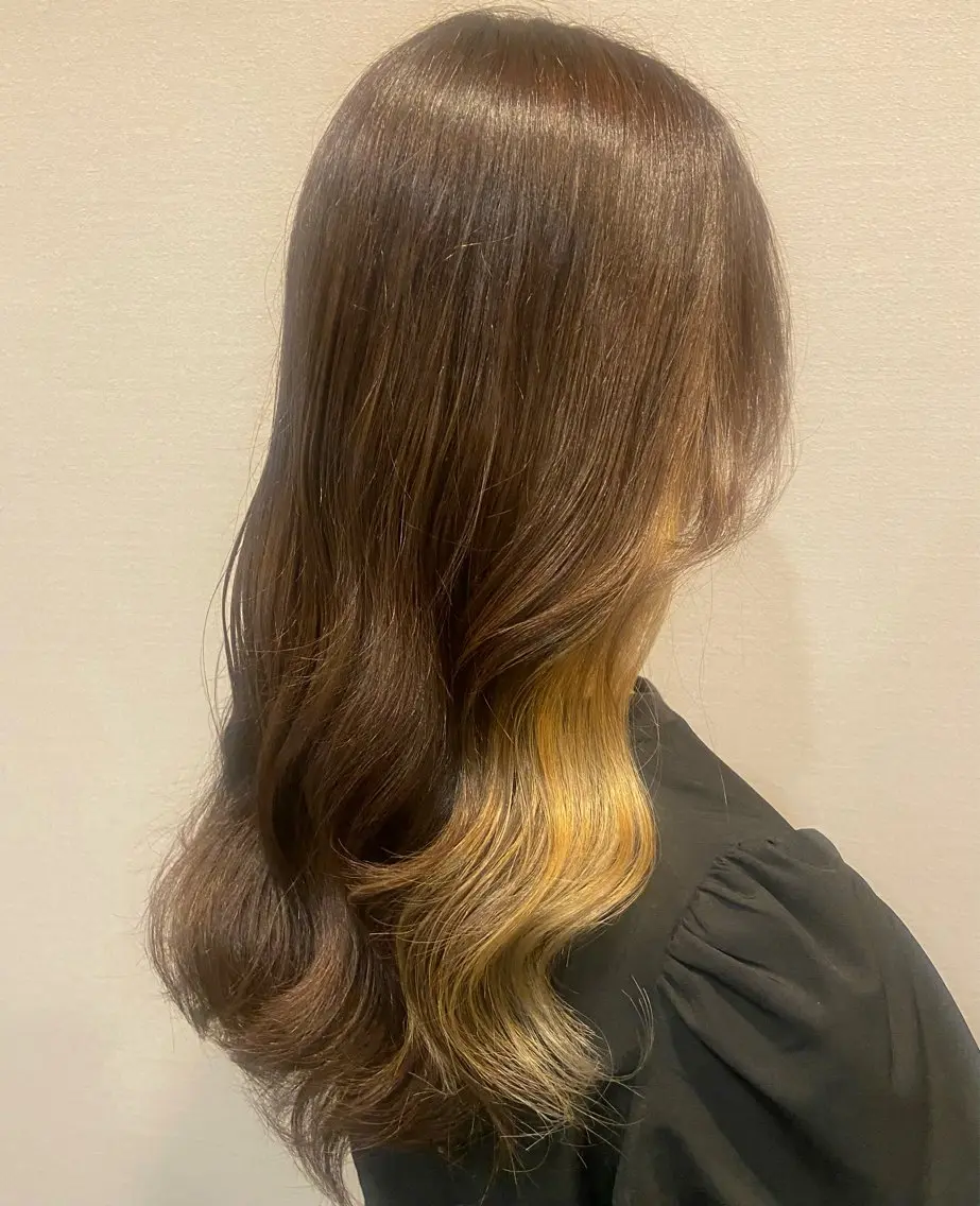 ロング 都甲 純花のヘアスタイル