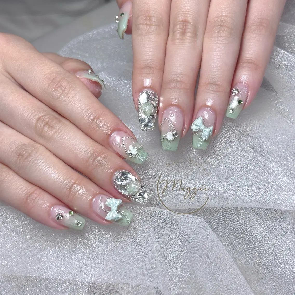 ネイル Maggie Nail🦩のネイルデザイン