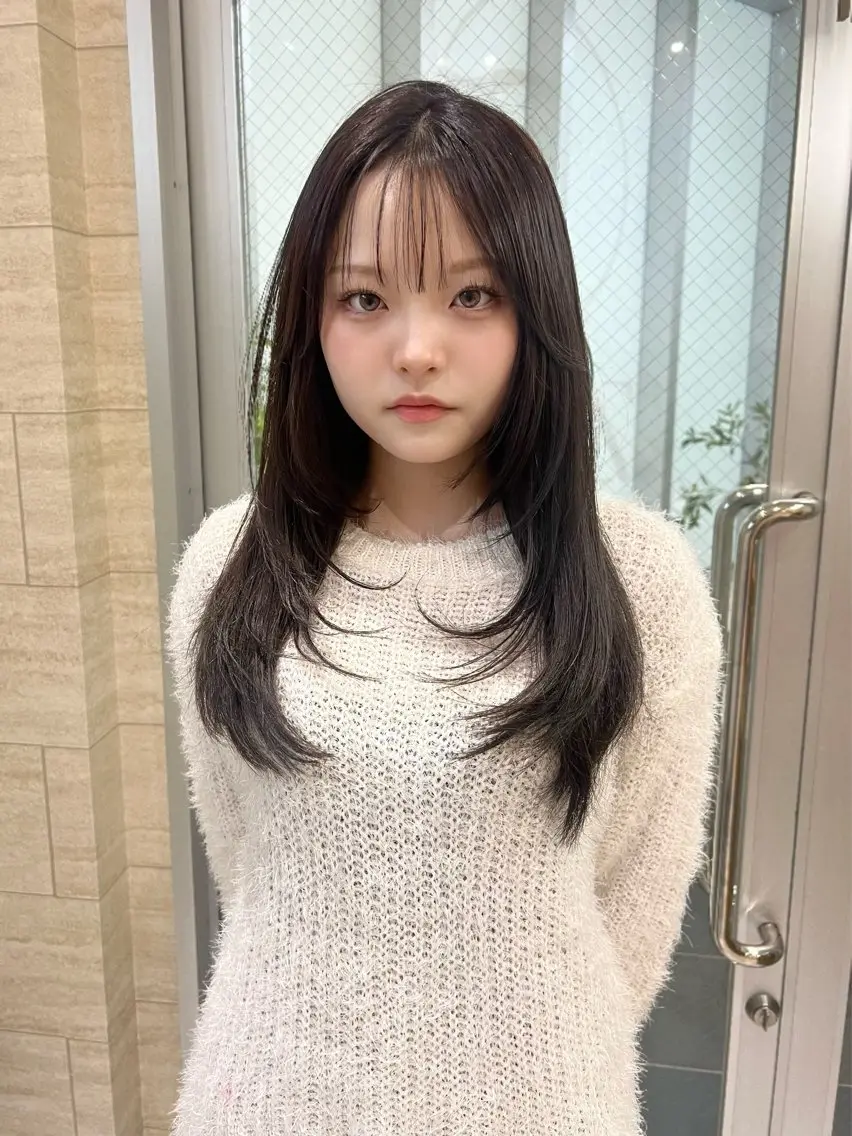 ロング カット ヘアカラー トリートメント 🎀zina/韓国 🎀amiのヘアスタイル