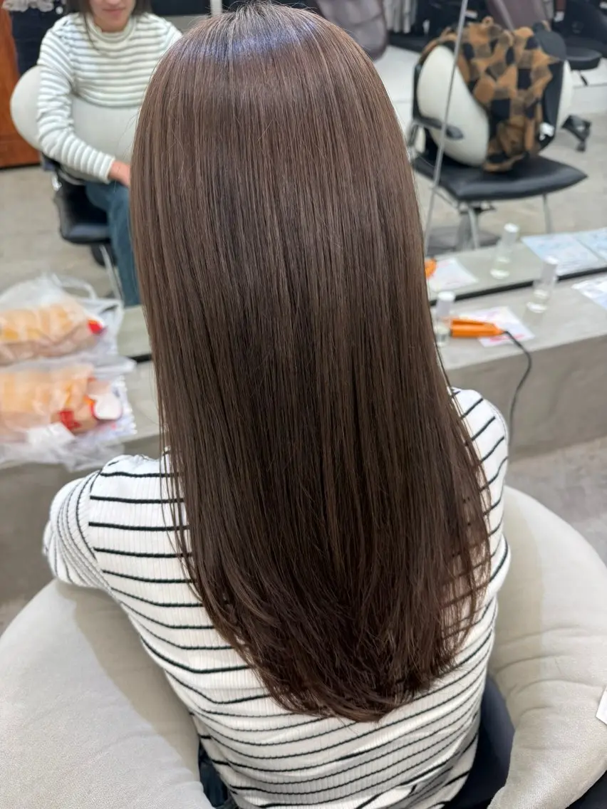 ロング ヘアカラー トリートメント 🎀うる艶モテ髪🎀 透明感/ユナのヘアスタイル