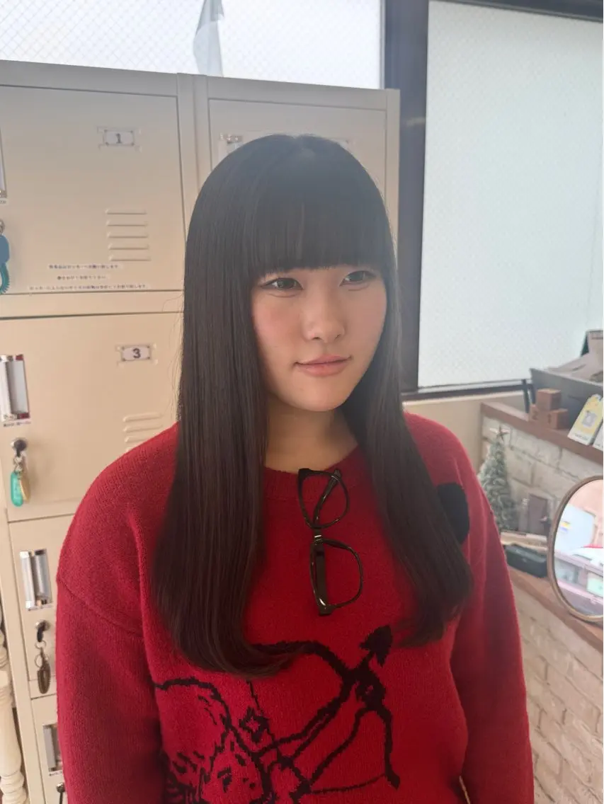 ロング 顔周りカット 髪質改善 韓国風ヘア レイヤーカット 縮毛矯正 ヘアカラー トリートメント ★韓国トレンドカット ★むなかたももかのヘアスタイル