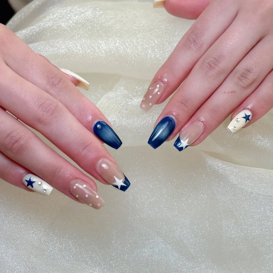 ネイル ハンドネイル ハンドケア Ann- NailQueensのネイルデザイン