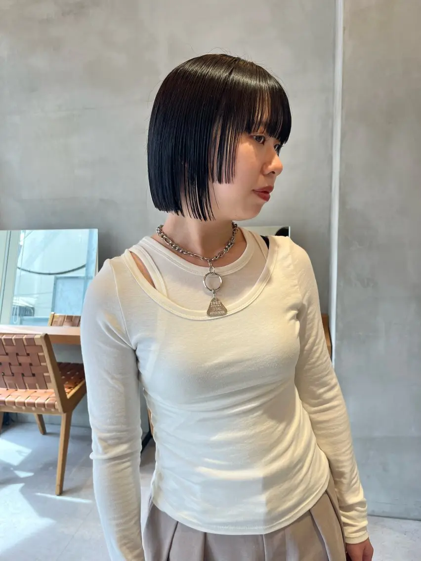 ミディアム カラー ヘアカラー トリートメント 縮毛矯正ボブ&顔まわ レイヤー♡TOMOEのヘアスタイル