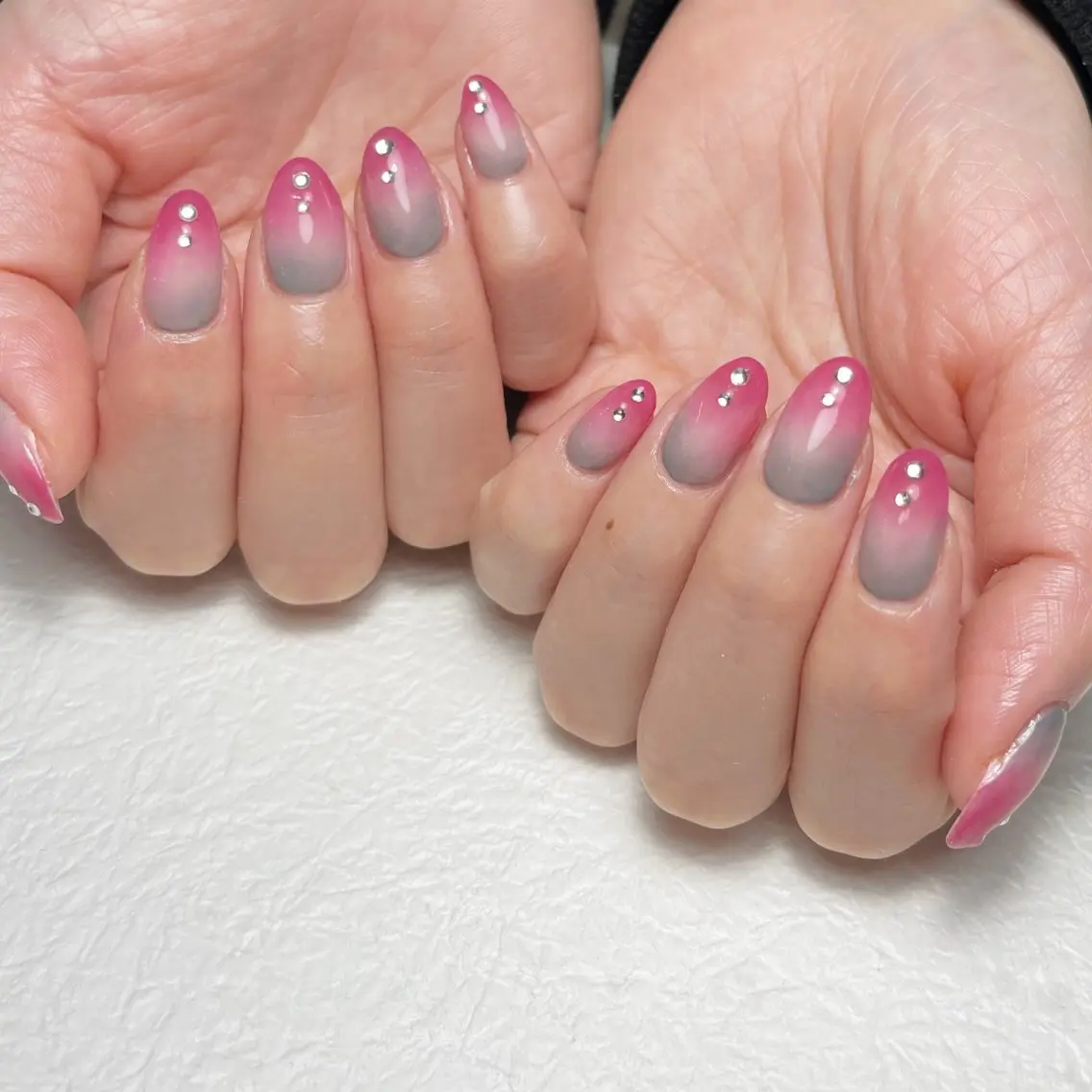 ネイル アートネイル フットネイル ジェルネイル グラデーション キラキラネイル ハンドネイル Y nail なんば堀江店のネイルデザイン