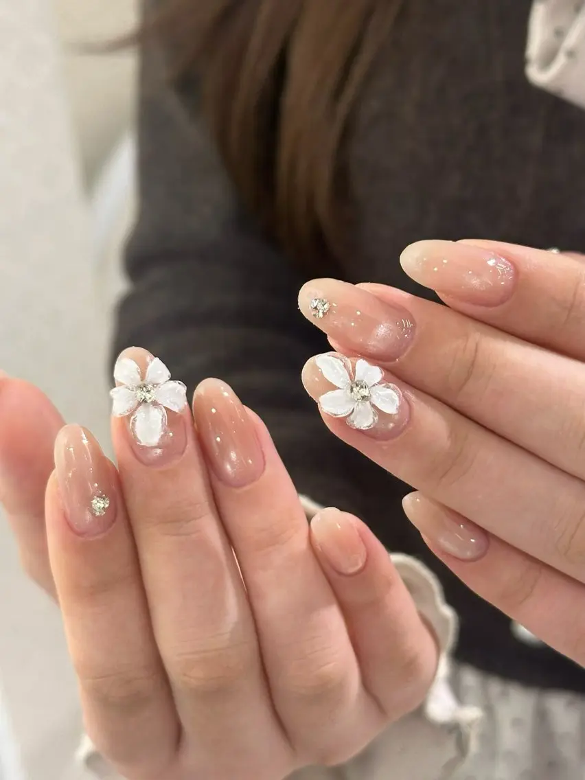 ネイル ハンドネイル J Yのネイルデザイン