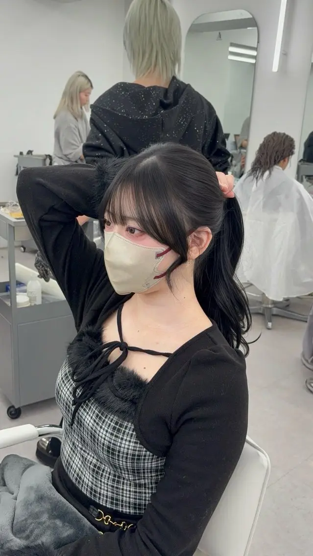 ロング カラー レイヤーカット 小顔カット カット ヘアカラー トリートメント 韓国ヘア/レイヤー/ 顔まわり足立遥奈のヘアスタイル
