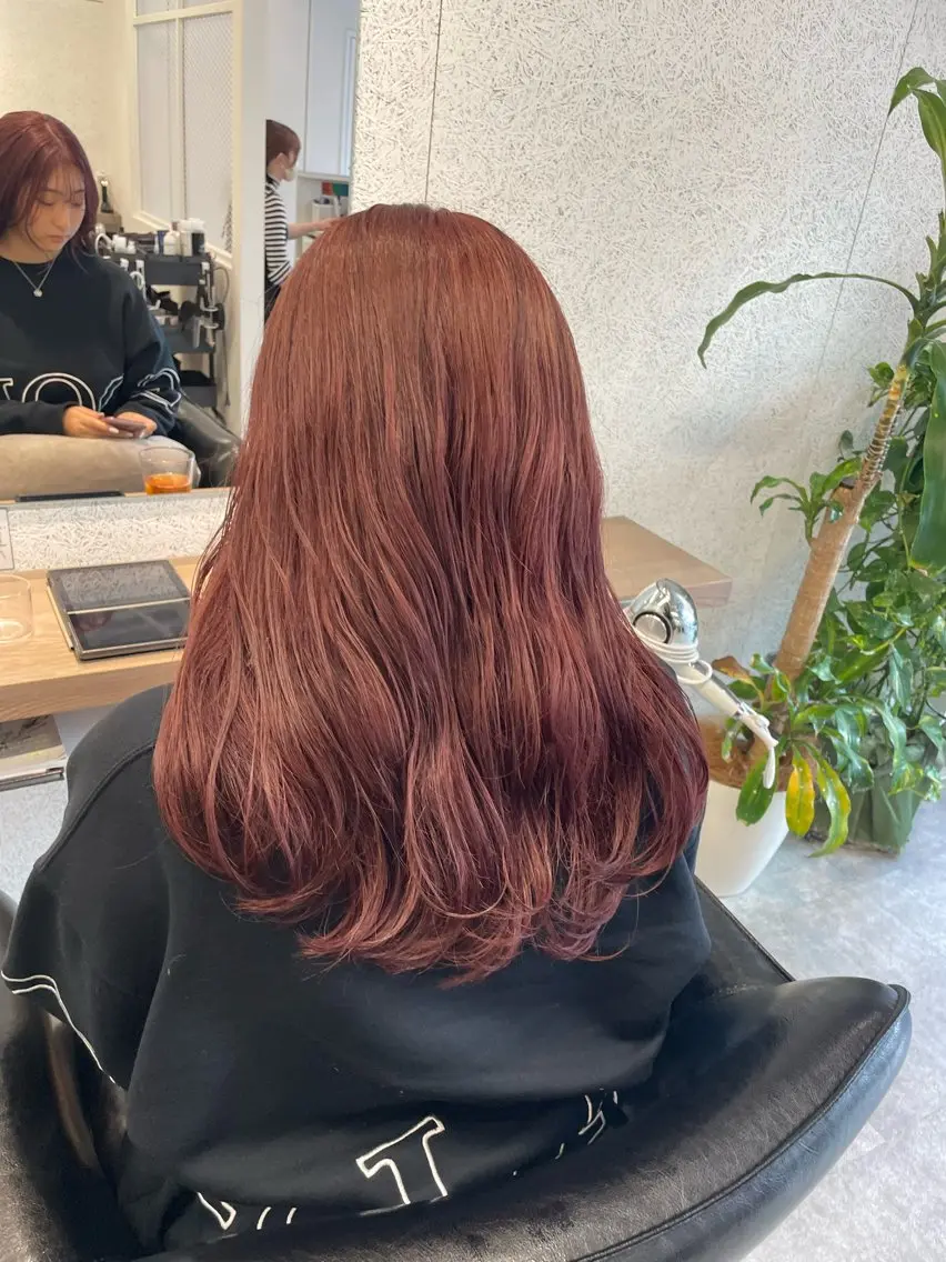 【🌱6月限定🌱】全頭ブリーチ+オンカラー+トリートメントの写真