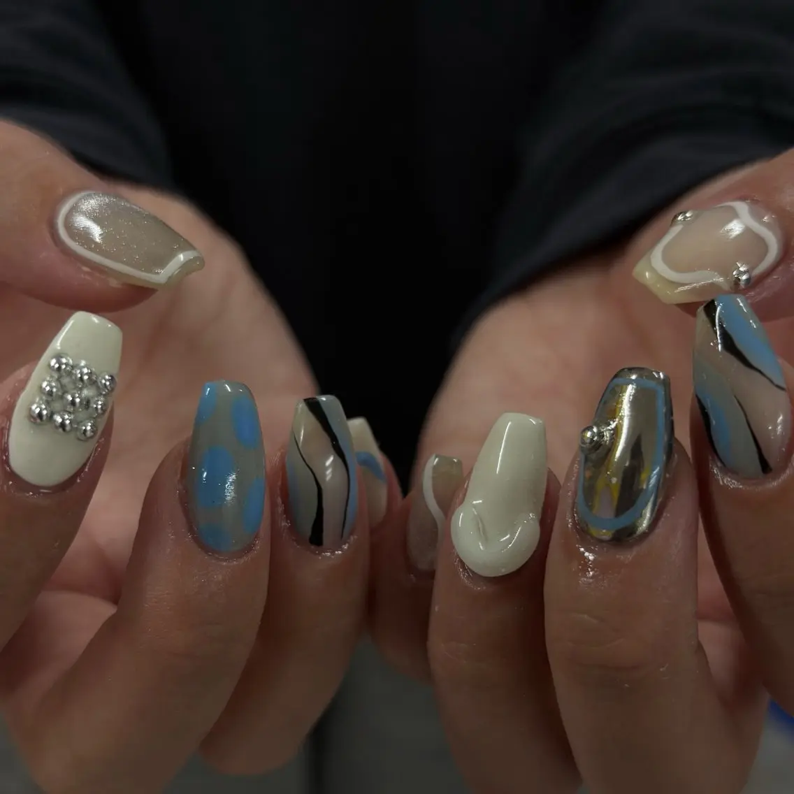 ネイル ハンドネイル フットネイル yuri / 個性派nailのネイルデザイン
