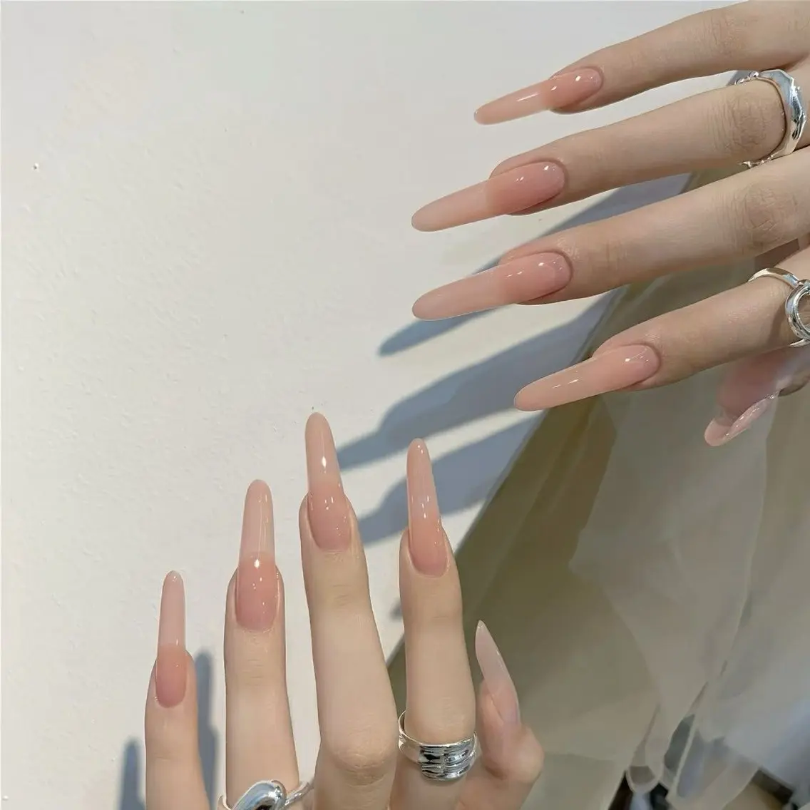 ネイル 長さ出し フレンチネイル 韓国ネイル マグネットネイル マグネットフレンチ sun nail池袋 モデル募集のネイルデザイン