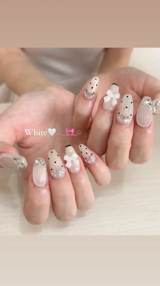 ネイル ドット フレンチネイル ハンドネイル beautiful meみくのネイルデザイン