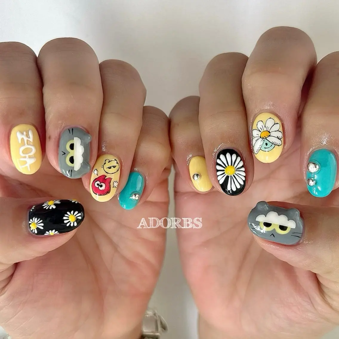 ネイル ハンドネイル ADORBS ✩上福岡のネイルデザイン