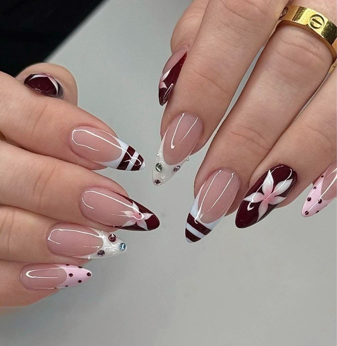 ネイル オーロラネイル 氷ネイル・うるうるネイル 韓国ネイル 水色 夏ネイル ハンドネイル キラキメ 博多nail💅のネイルデザイン