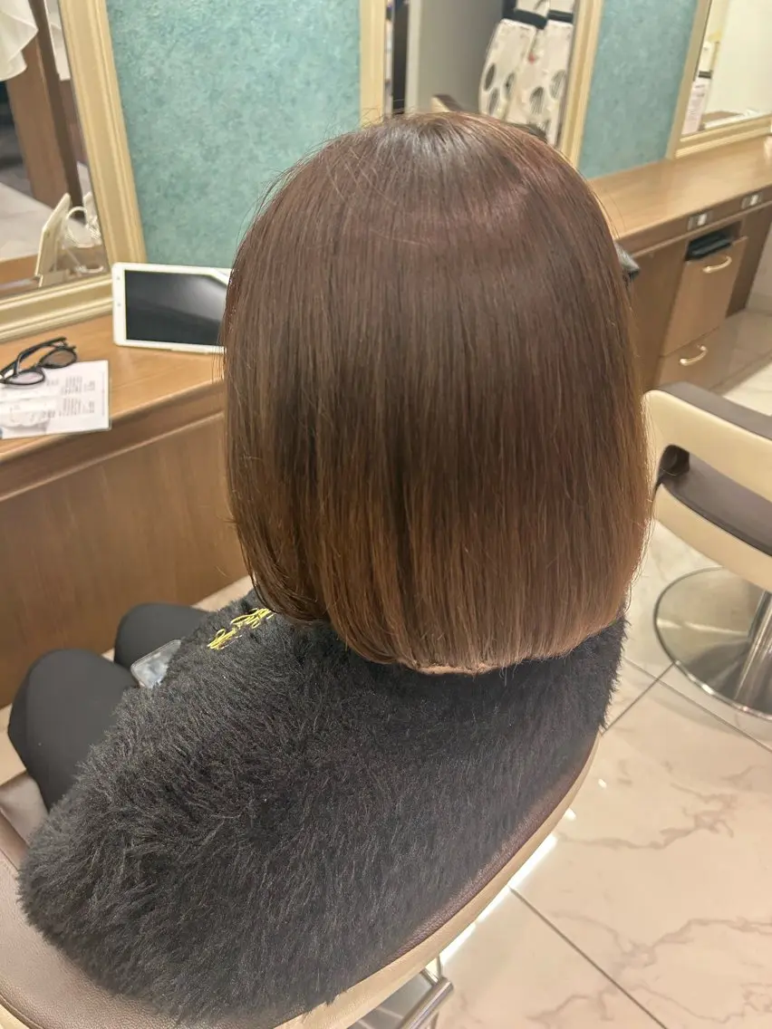 ミディアム カラー ヘアカラー カットモデル🎀 ハイトーン/YUIのヘアスタイル
