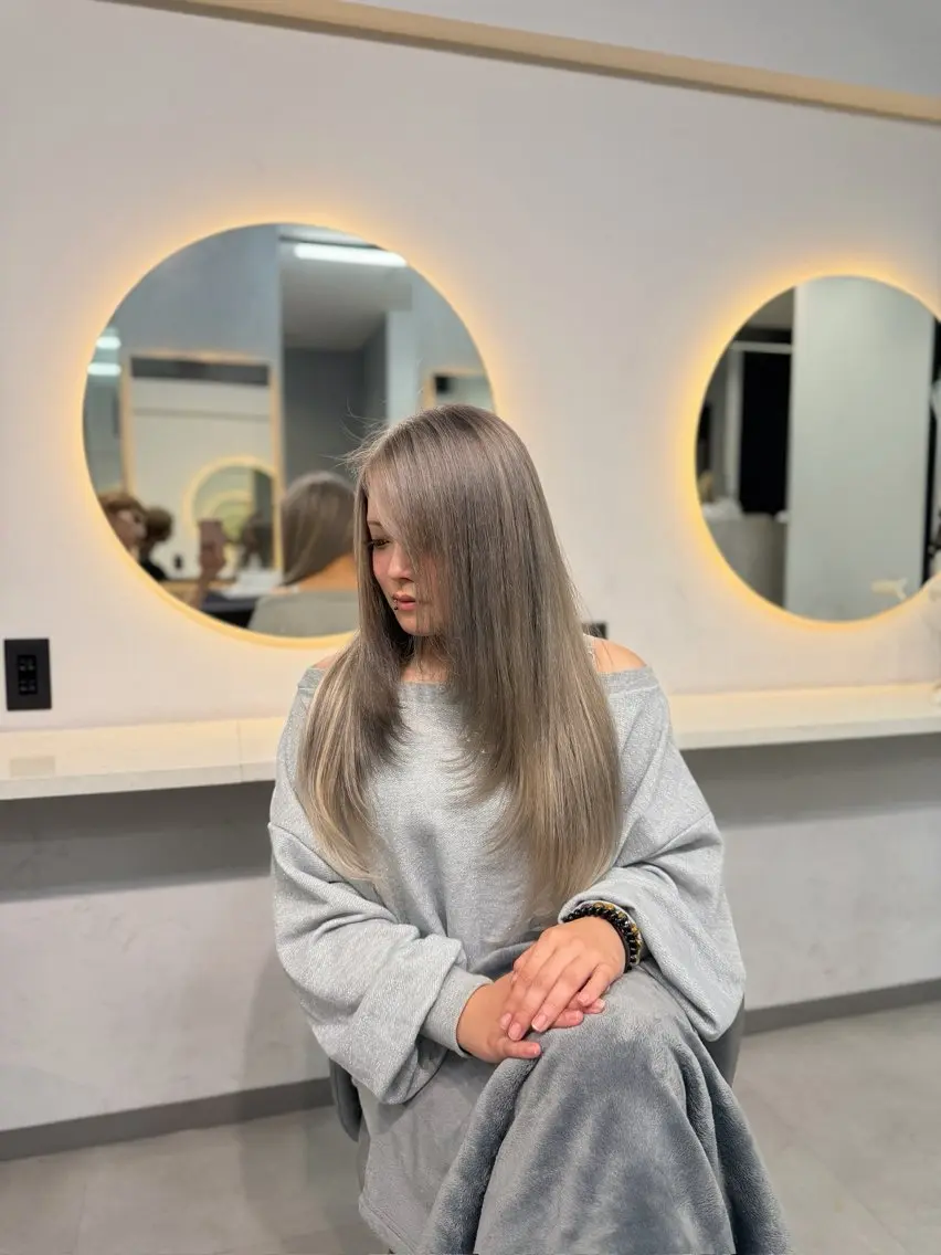 ロング カラー ヘアカラー エクステ ギャルの女神/ Shionのヘアスタイル