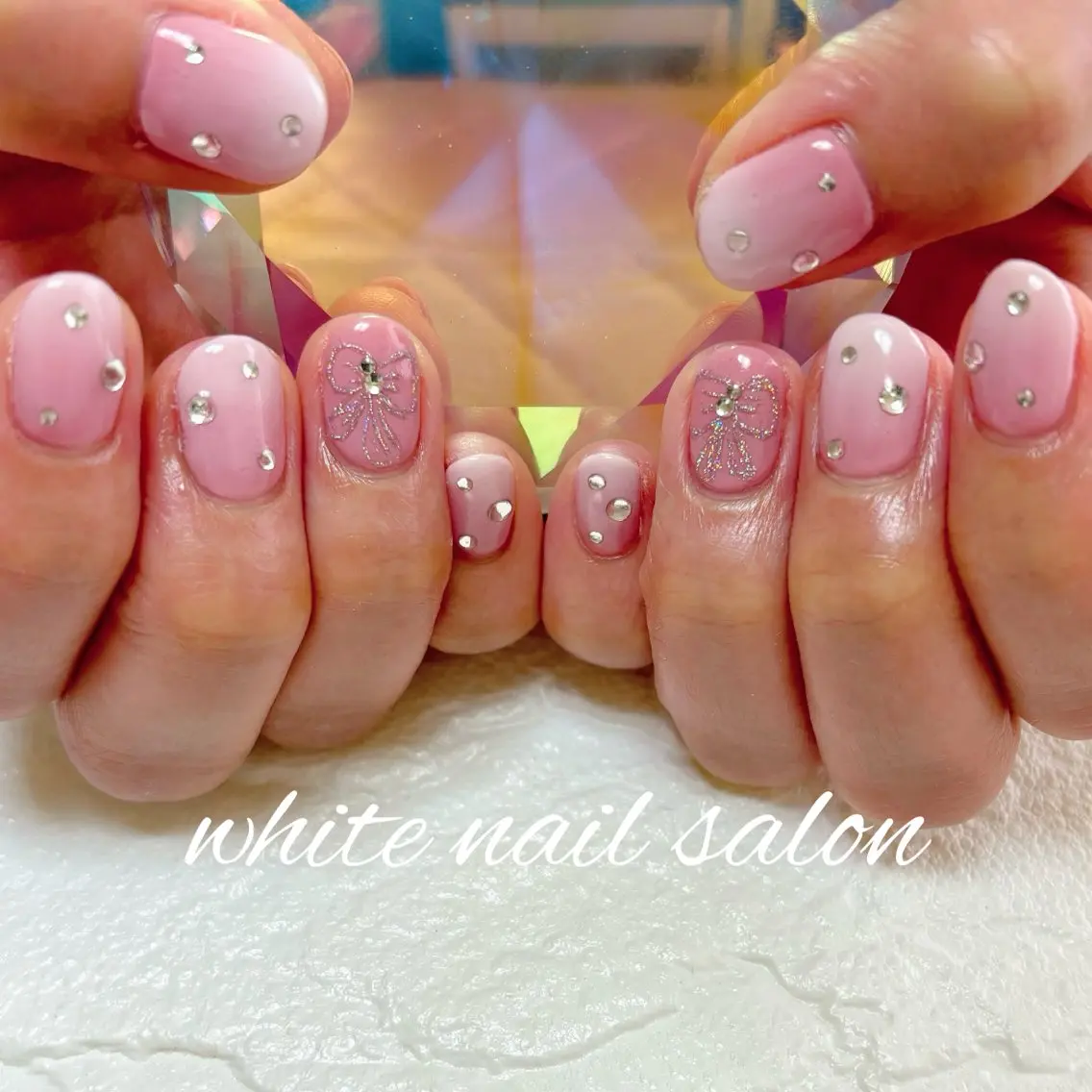 ネイル ホワイト white nail salonのネイルデザイン