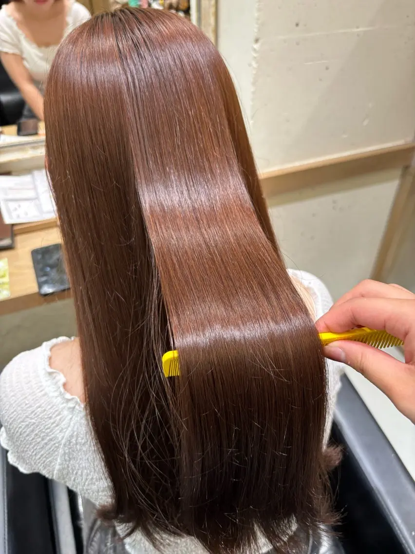 ロング カット 縮毛矯正 トリートメント 透明感グレージュ/ 縮毛矯正/静岡のヘアスタイル