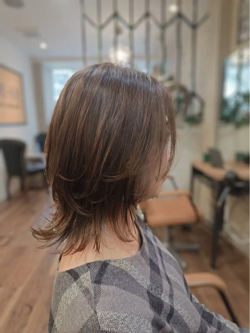 セミロング mio .mu-se 藤ヶ丘のヘアスタイル