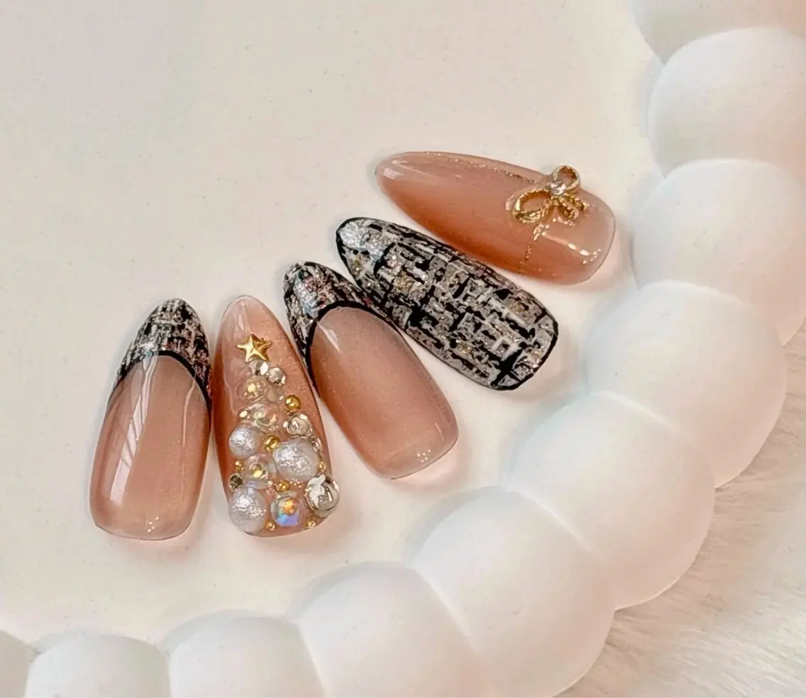ネイル アートネイル チークネイル 長さ出し フレンチネイル ジェルネイル YK Beauty Salonのマツエク・マツパデザイン