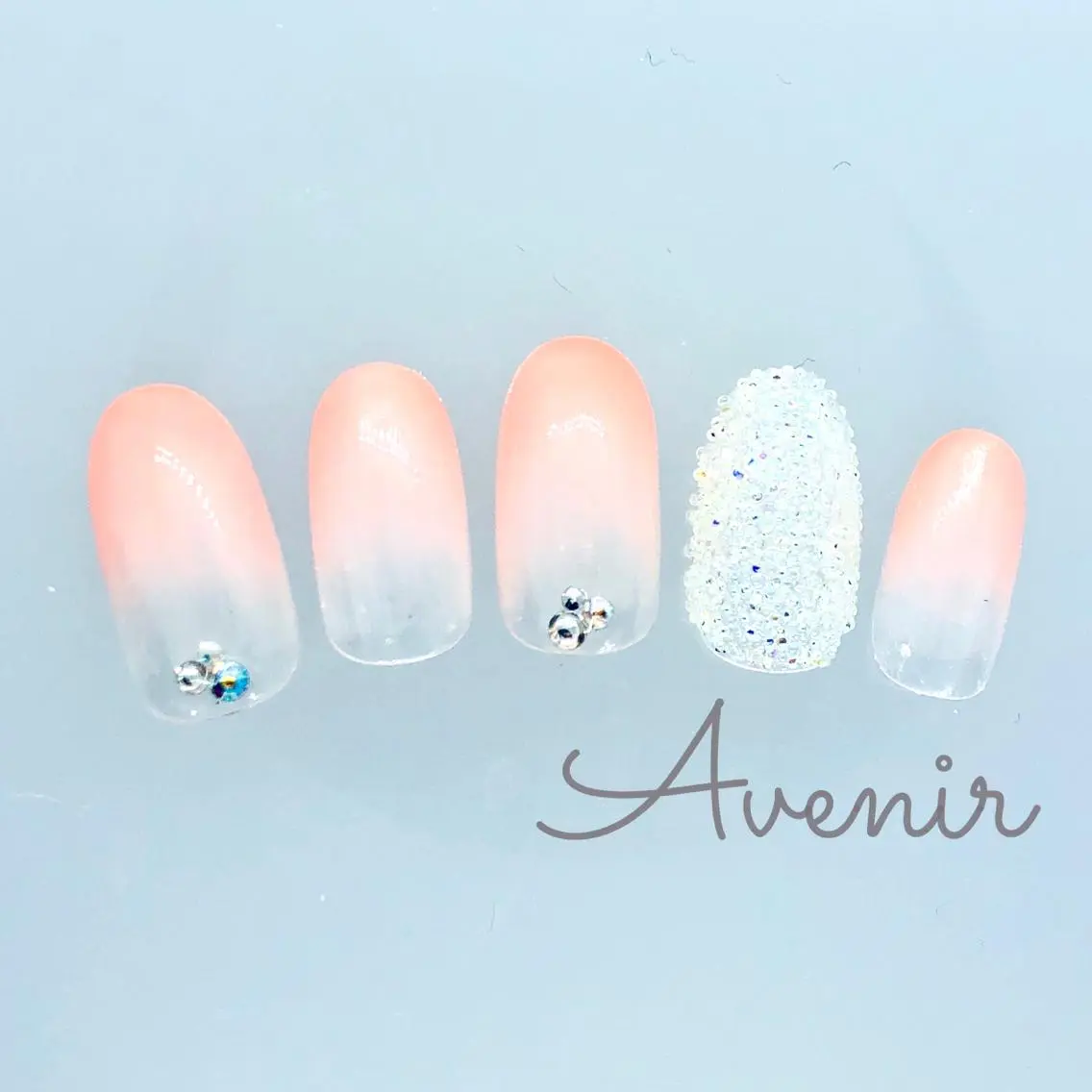 ネイル Avenir 表参道 nail&eye予約のネイルデザイン