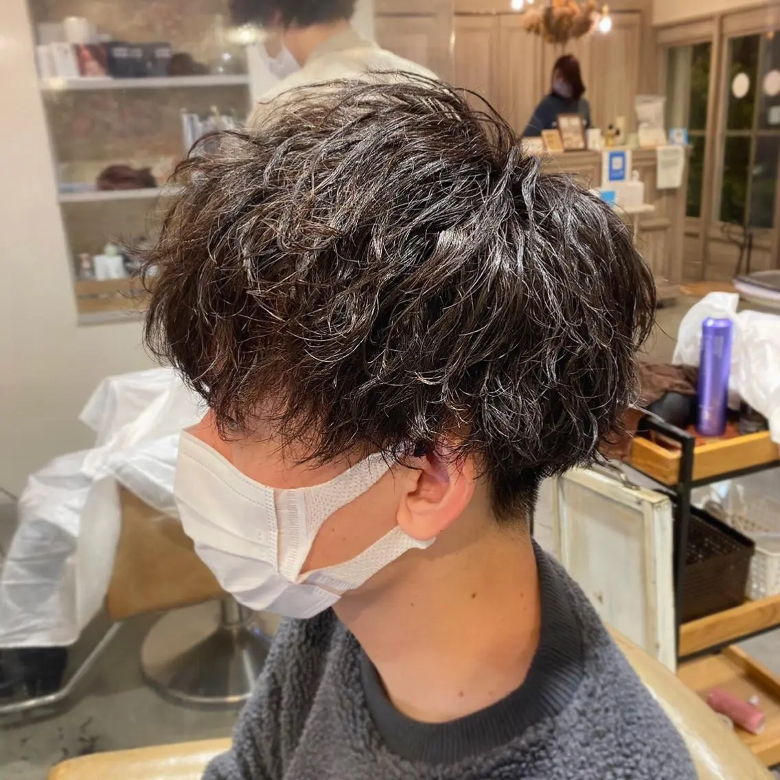 ショート パーマ メンズ メンズパーマ メンズツイストパーマ ツイストパーマ カット ヘアカラー パーマ トリートメント メンズパーマ 西條真治のヘアスタイル