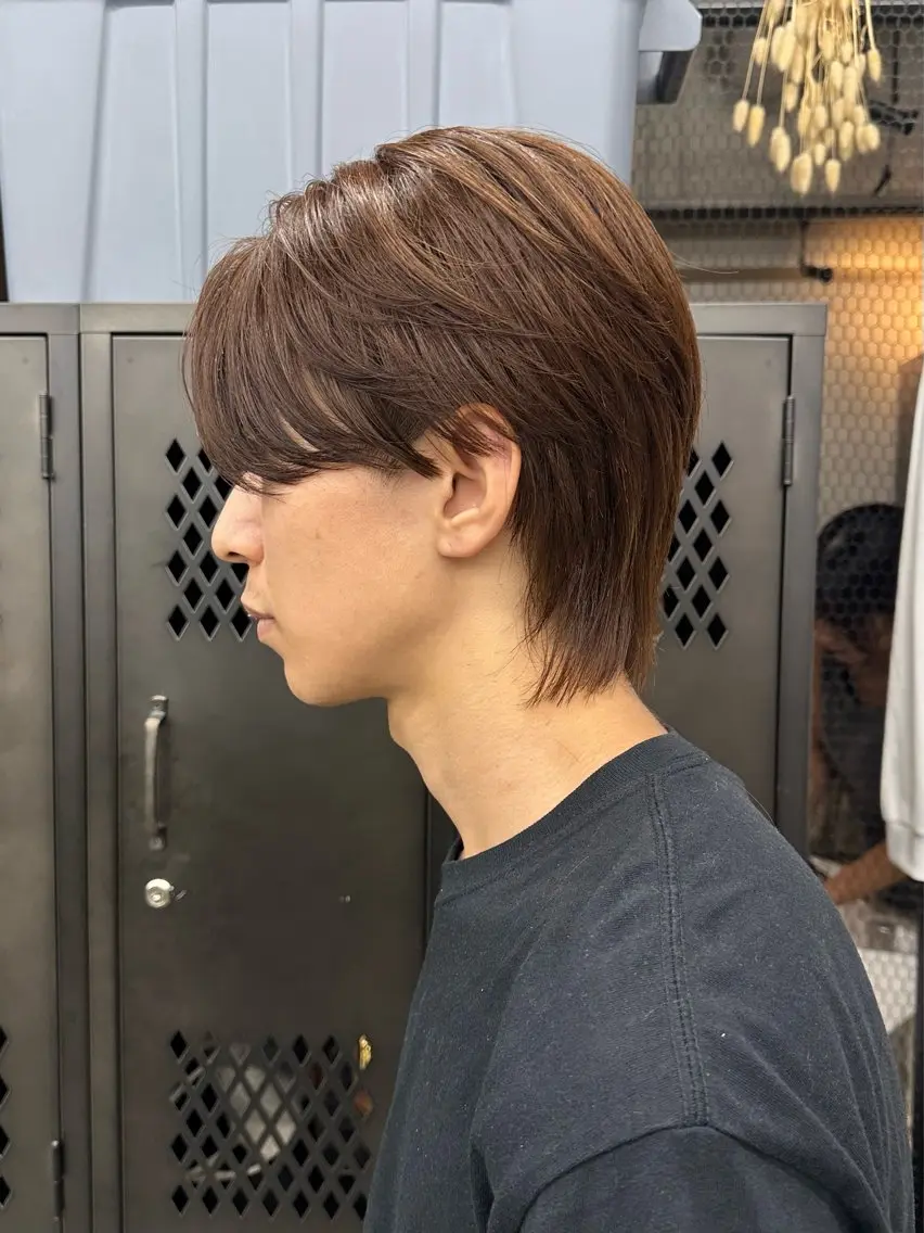 ミディアム カラー ヘアアレンジ メンズ センターパート メンズウルフカット ブラウンカラー ナチュラルブラウン ウルフカット カット ヘアカラー メンズ特化 🦋KANOKO🦋のヘアスタイル