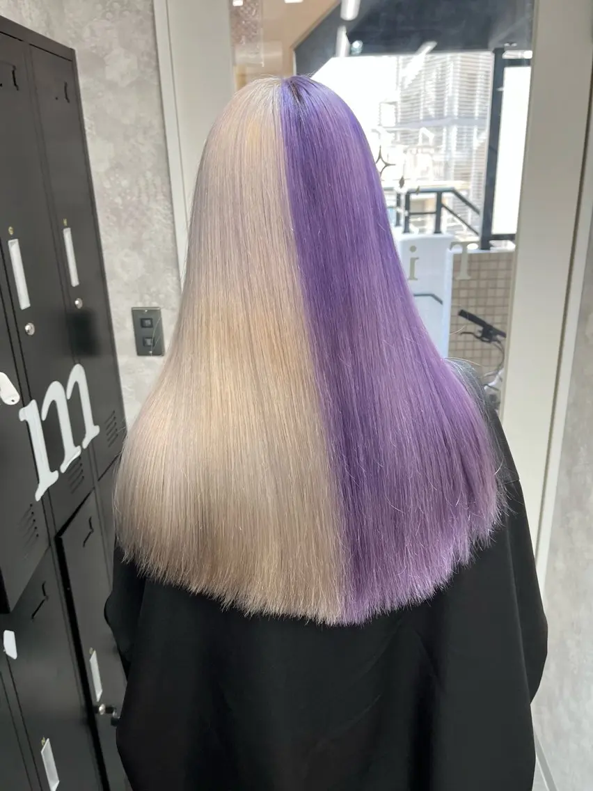 セミロング カラー アッシュ アッシュグレー ベージュカラー ブリーチ ブロンド ヘアカラー トリートメント 【きらめき屋さん🎀 ハイトーン大和🎀】のヘアスタイル
