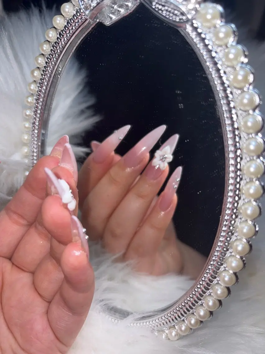 ネイル ハンドネイル nail salon Lilynのネイルデザイン
