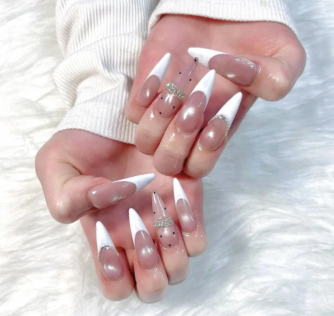 ネイル Hin Hana Nailのネイルデザイン