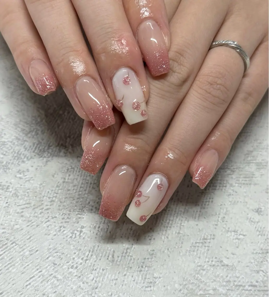 ネイル グラデーション 蟹井 彩花のネイルデザイン