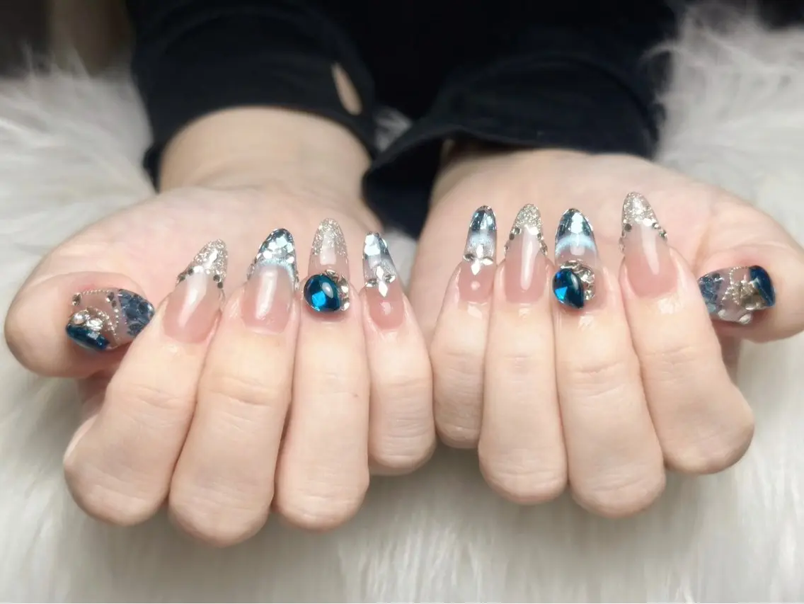 ネイル ハンドネイル リナ ⭐️のネイルデザイン