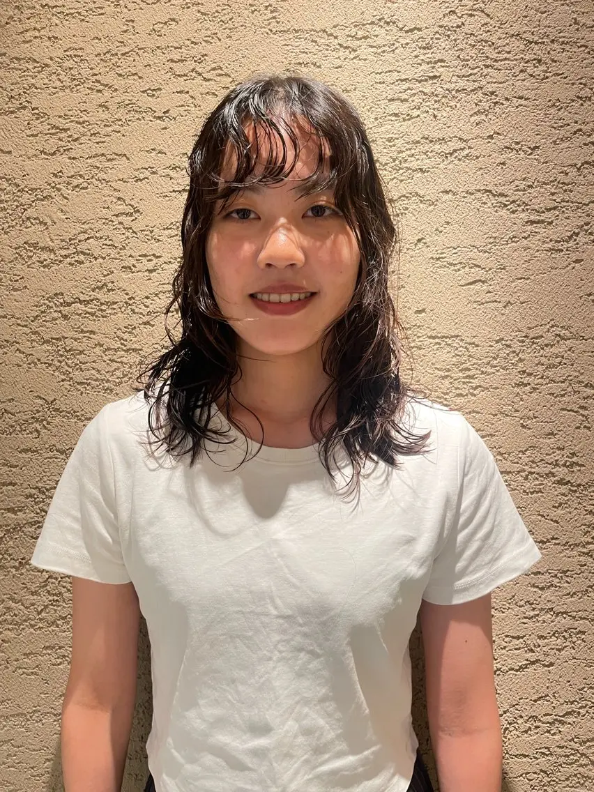 ミディアム パーマ ミディアムパーマ レイヤーカット 吉永 琴香のヘアスタイル