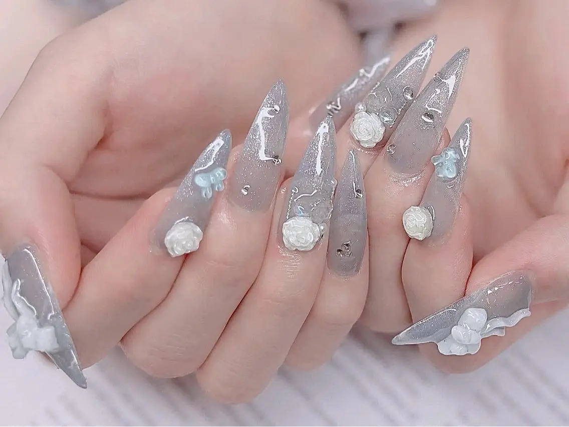 ネイル ハンドネイル Mira Nail Studioのネイルデザイン