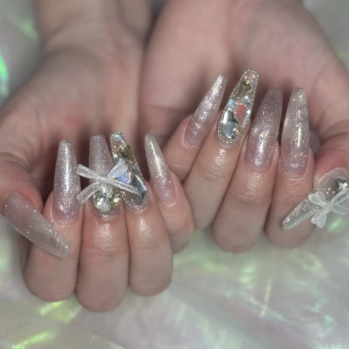 ネイル ハンドネイル フットネイル LAVISH nanamiのネイルデザイン