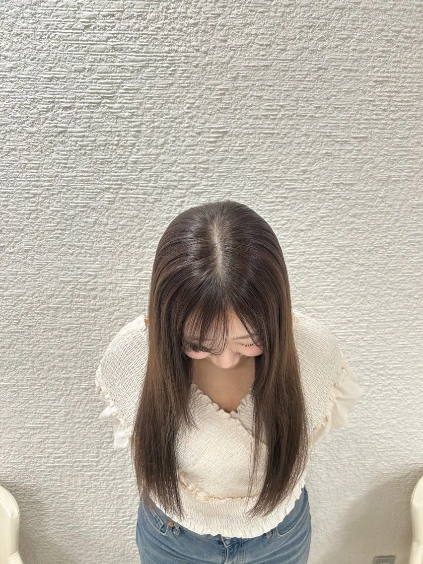ロング カラー ヘアアレンジ トリートメント カット ヘアカラー トリートメント ヘッドスパ ヘアセット ベージュ/つや/ レイヤー／ゆいなのヘアスタイル