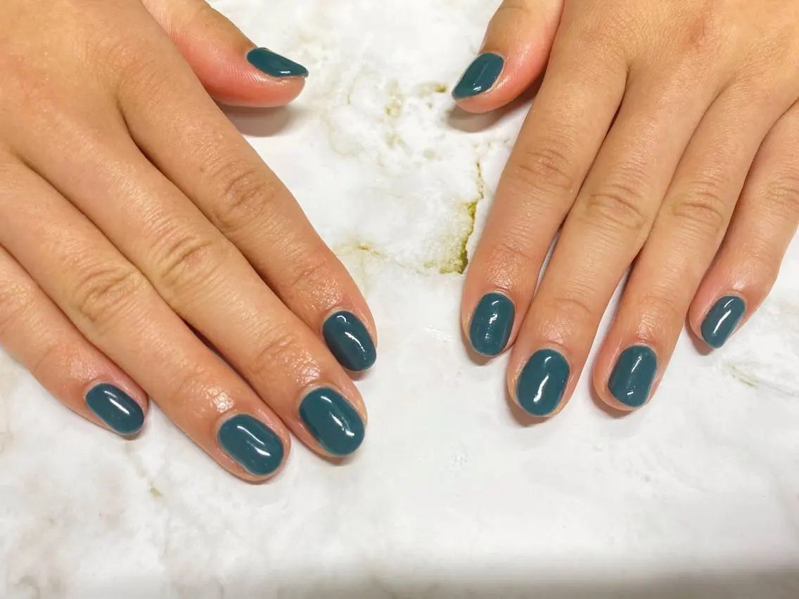 ネイル ワンカラーネイル ハンドネイル mogunail &blowのネイルデザイン