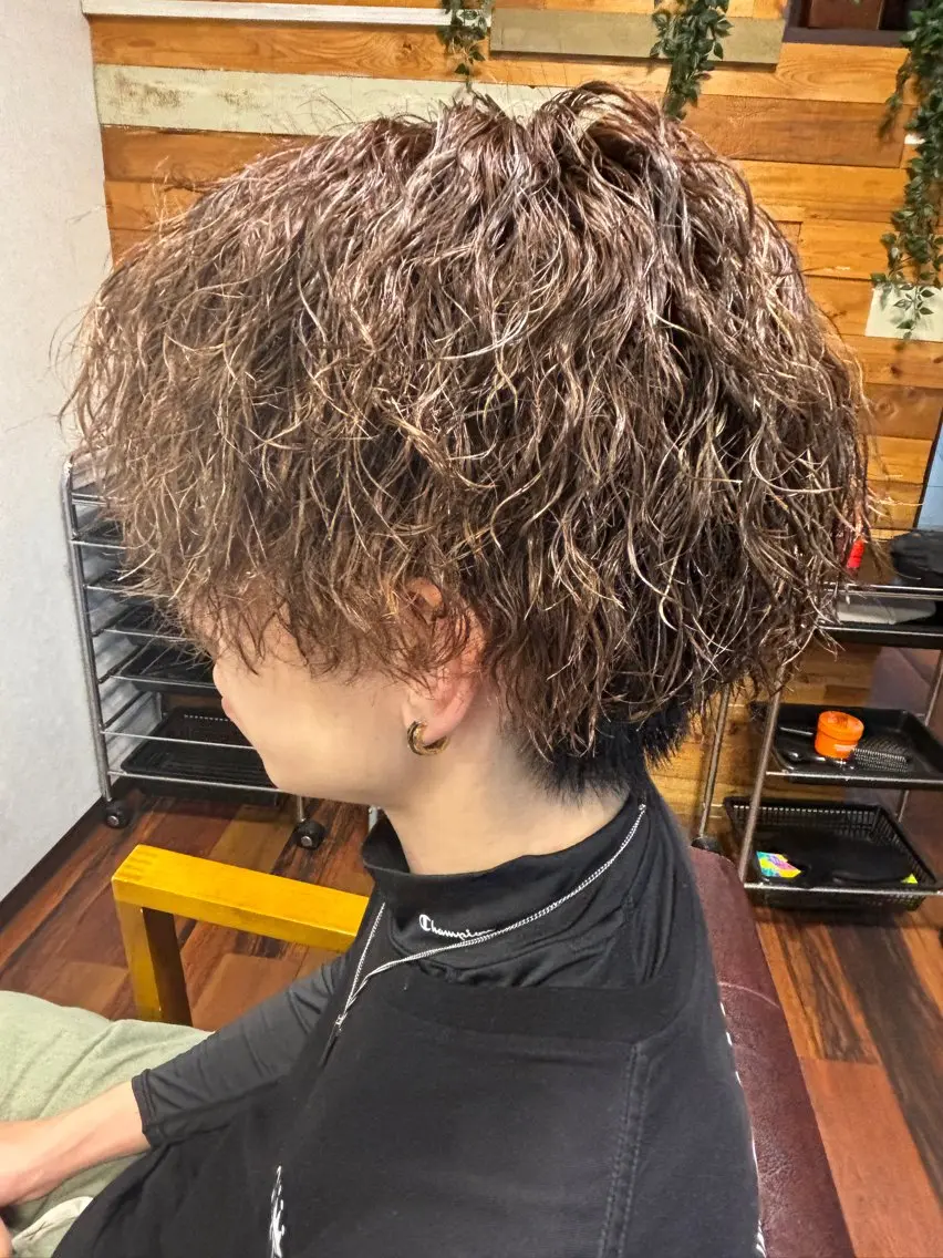 ショート パーマ ヘッドスパ リレイス 伊藤愛斗のヘアスタイル