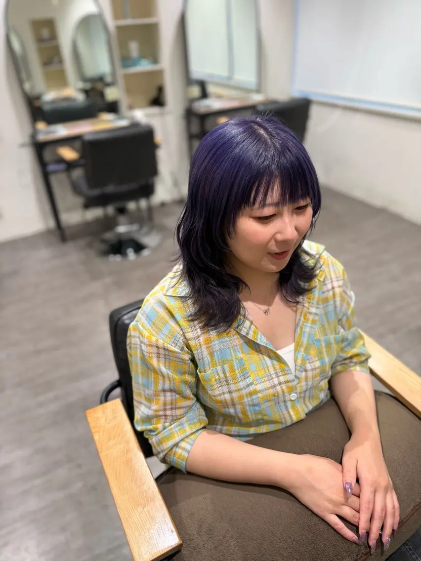 ミディアム カラー ブルーカラー ブルーラベンダー ラベンダーカラー カット ヘアカラー トリートメント 艶髪レイヤー上田 紗也🇰🇷💗のヘアスタイル