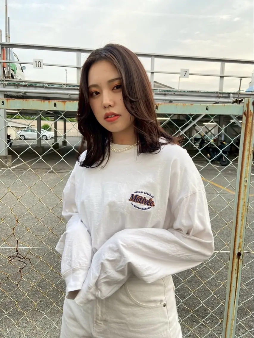 セミロング カラー TIDEHAIR shina⋆𝜗𝜚のヘアスタイル