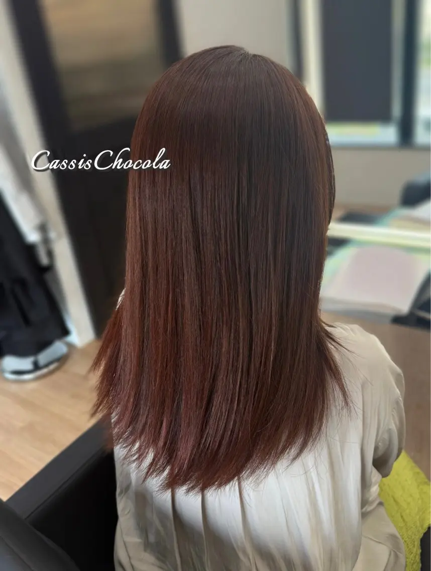 カラー ブリーチ ブラウンカラー ブリーチなしカラー 玉城 彩奈のヘアスタイル