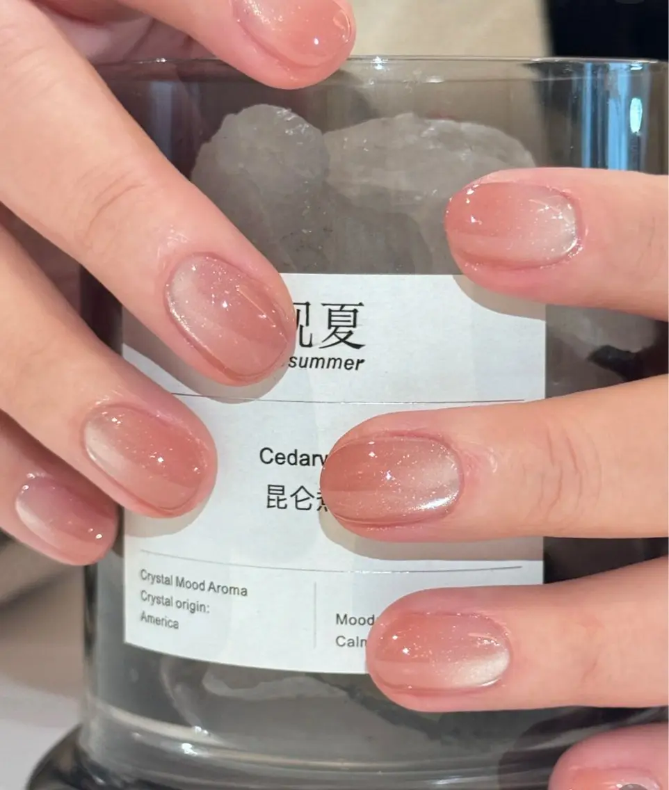 ネイル アートネイル オーロラネイル チークネイル フレンチネイル ガラスフレンチ ハンドネイル 🎀🎀YooLi Nail Salonのネイルデザイン