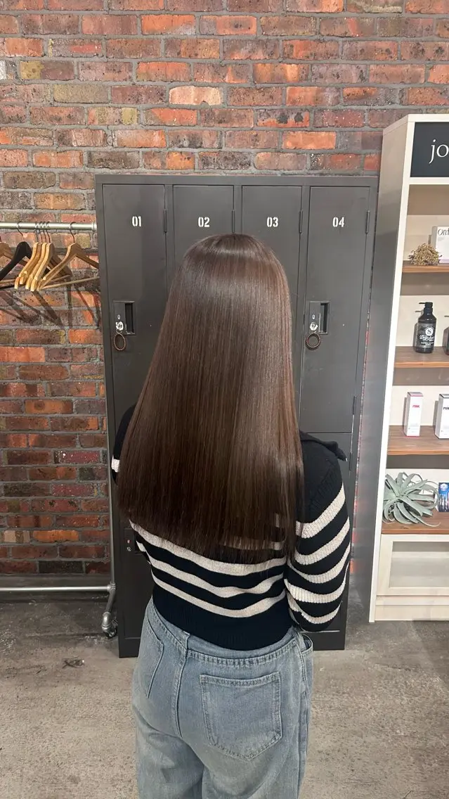 カラー the BRIDGE マナ🎀のヘアスタイル