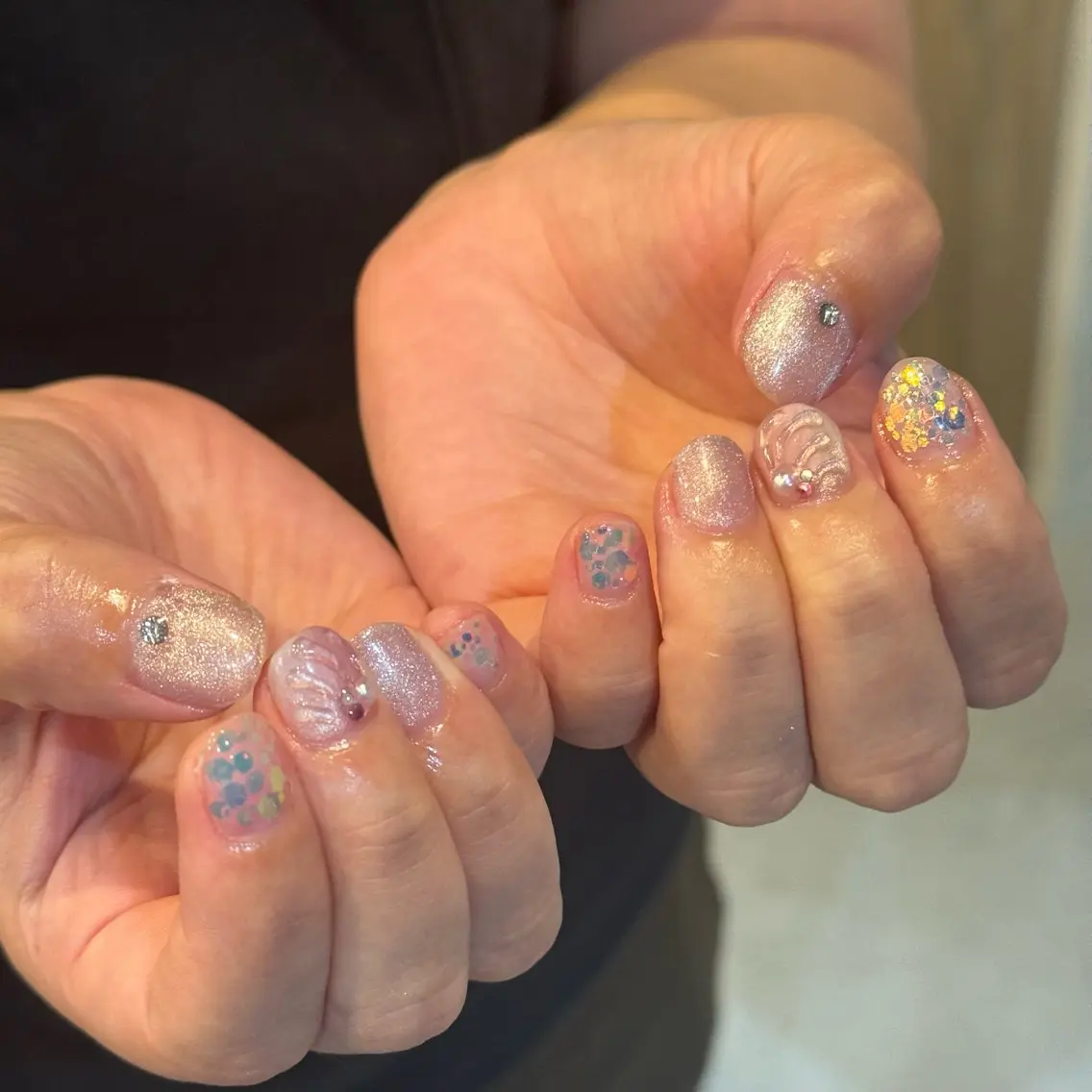 ネイル ハンドネイル . Miaのネイルデザイン