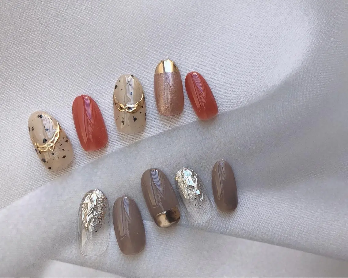 ネイル カジュアル ミラーネイル ハンドネイル saki_ nail heronのネイルデザイン