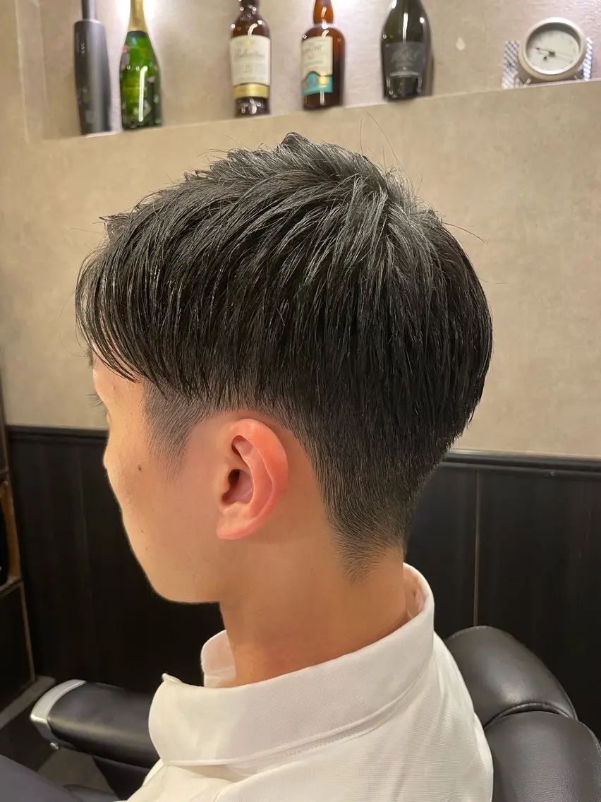 ショート メンズ SAKI SAKIのヘアスタイル