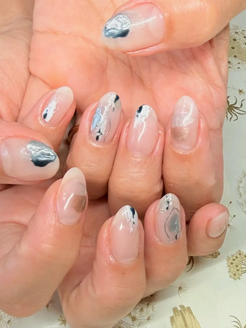 ネイル クリアネイル ニュアンスネイル 夏ネイル ハンドネイル miel nailのネイルデザイン