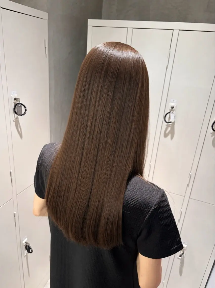 セミロング カラー ベージュカラー 西崎 愛加のヘアスタイル